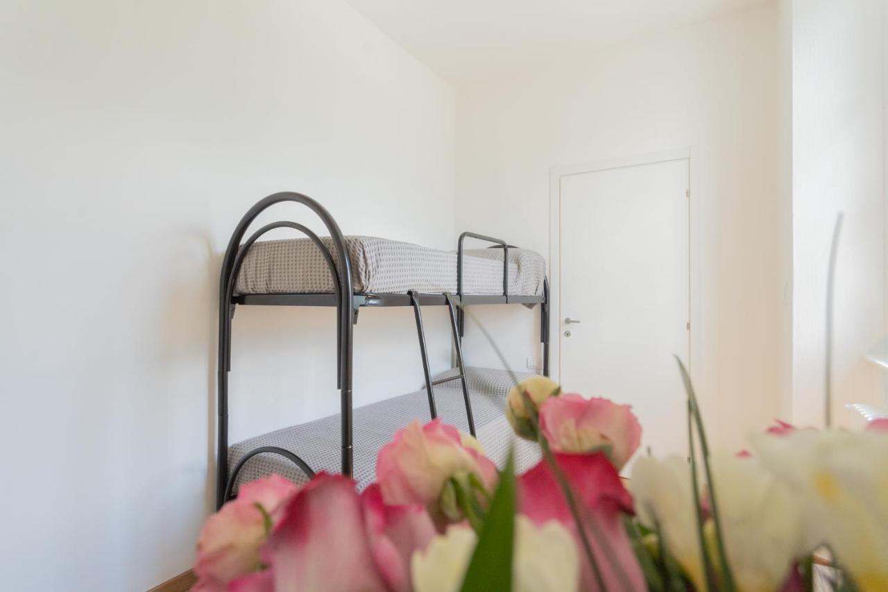Tina'S Window On Lake Como By Rent All Como Mezzegra Exterior photo